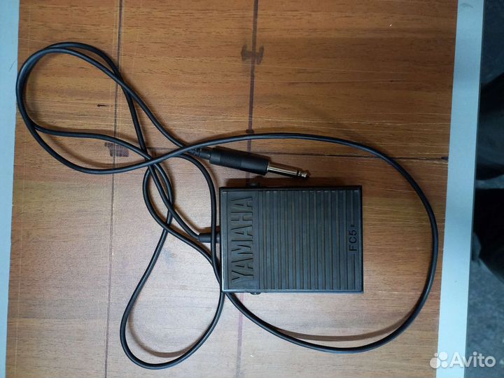 Педаль сустейна для клавишных yamaha FC-5