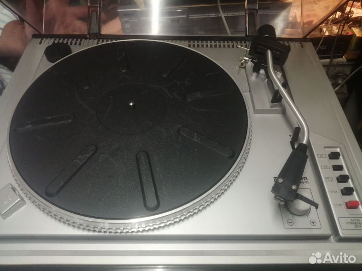 Проигрыватель винила Вега 109