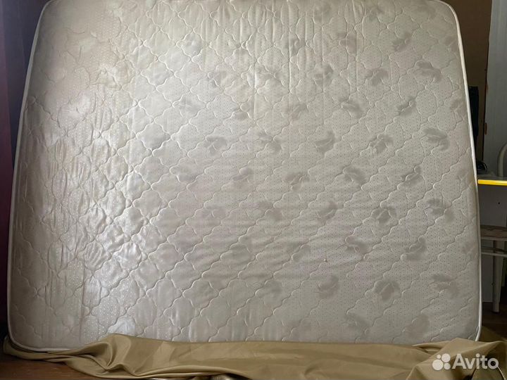 Матрас 160х200 бу