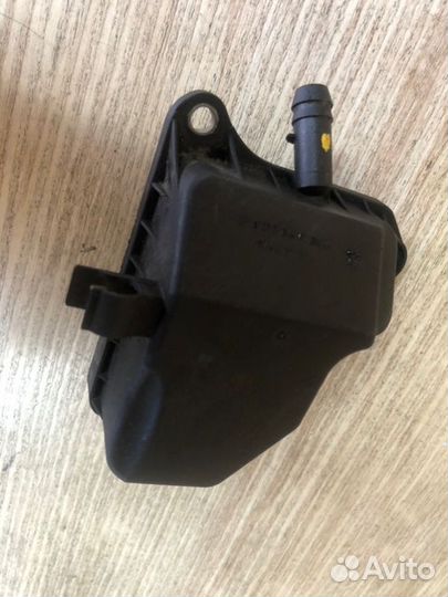 Маслоотделитель Mercedes-Benz E-Class W212