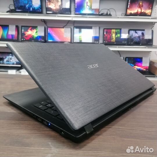 Ноутбук Acer офисный (1555 Н)