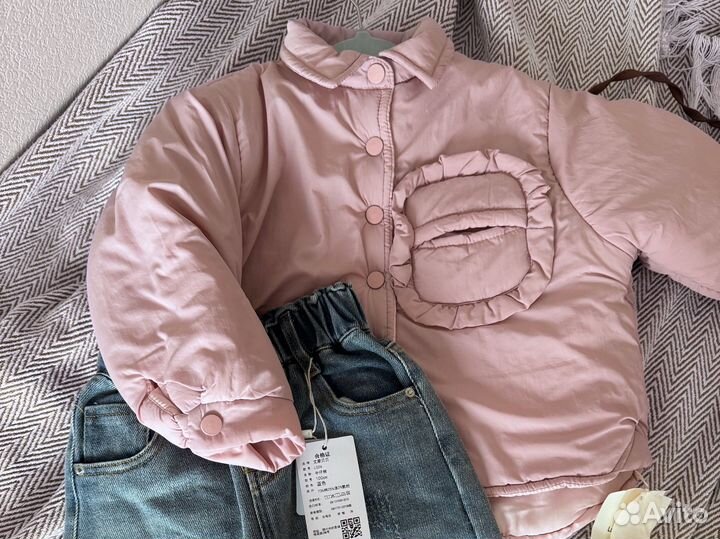 Новая куртка на девочку