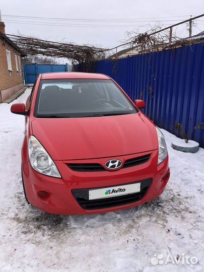 Hyundai i20 1.4 AT, 2010, 215 000 км