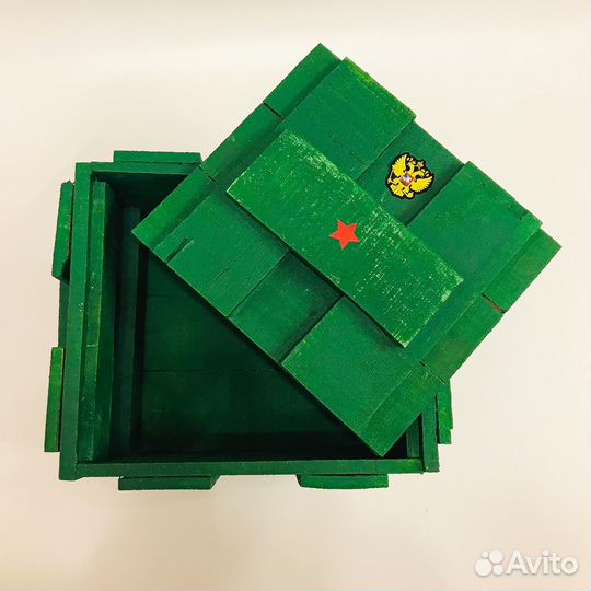 Подарочная коробка на 23 февраля