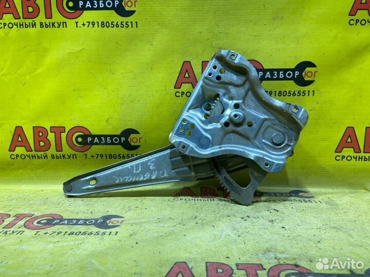 Стеклоподъемник задний правый Toyota Avensis T250