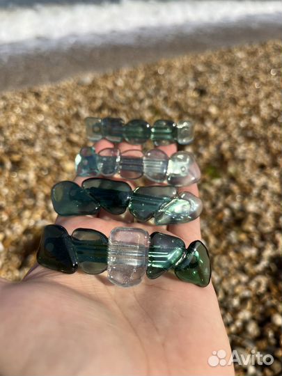 Заколка морское стекло