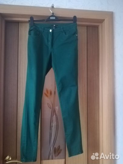 Зелёный джинсы