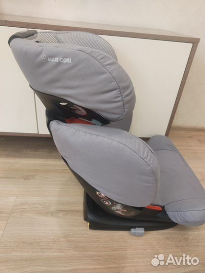 Детское автомобильное кресло от 15 до 36 кг