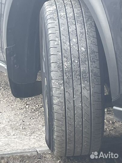 Yokohama BluEarth E51 225/60 R18