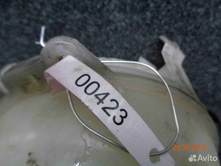 Бачок расширительный Volkswagen V (2005—2011) 1K0