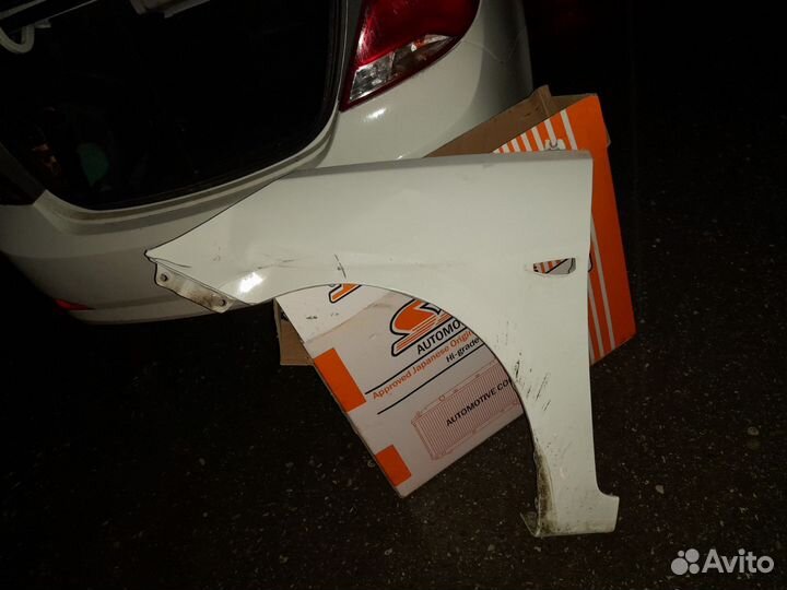 Крыло переднее левое на hyundai solaris