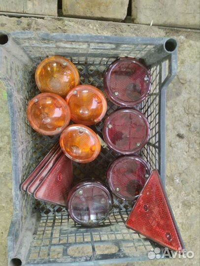 Фонари, поворотники, стопы газ