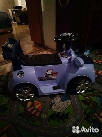 Машинка с пультом управления на аккомуляторе