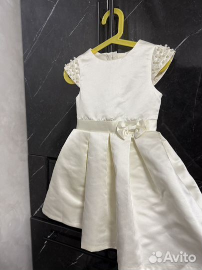 Пакет платьев 104