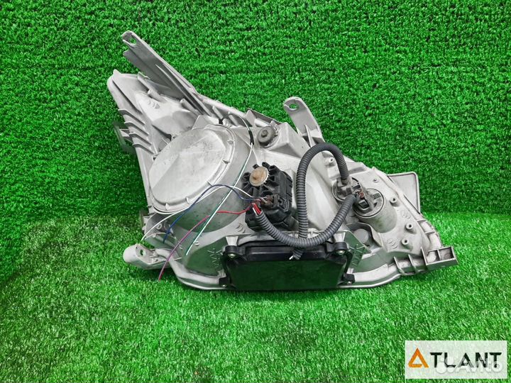 Фара передняя левая toyota premio