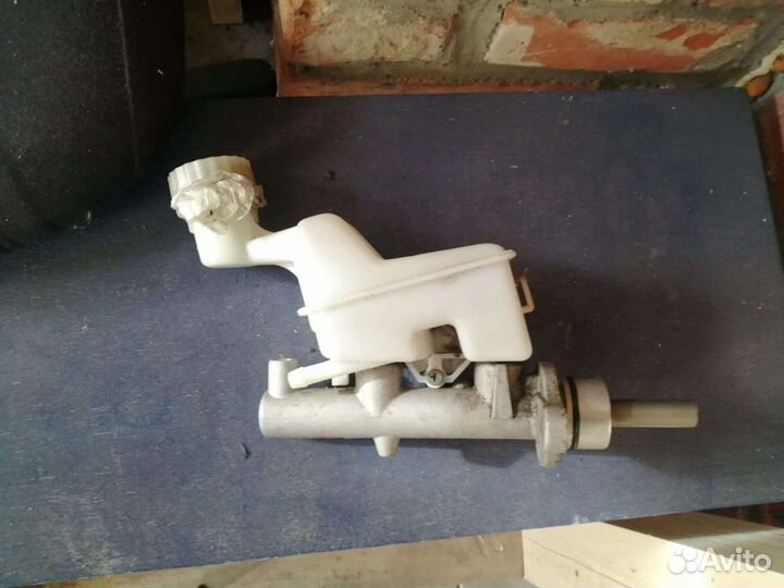 Главный тормозной цилиндр