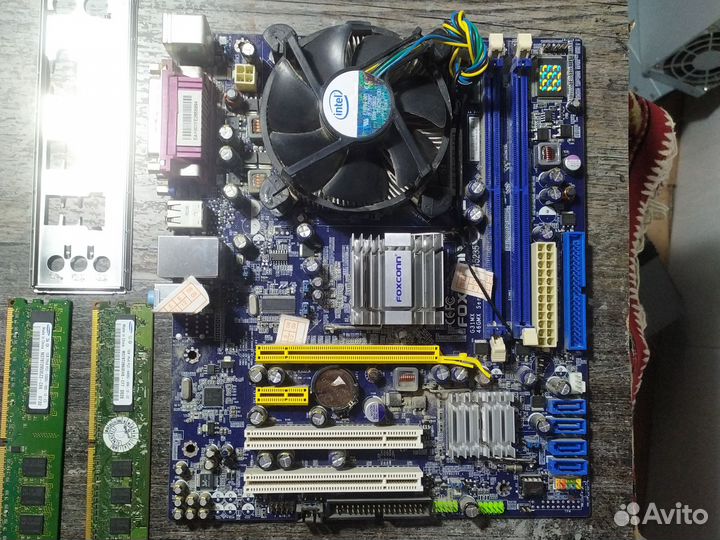 Материнская плата 775 с процессом и памяью