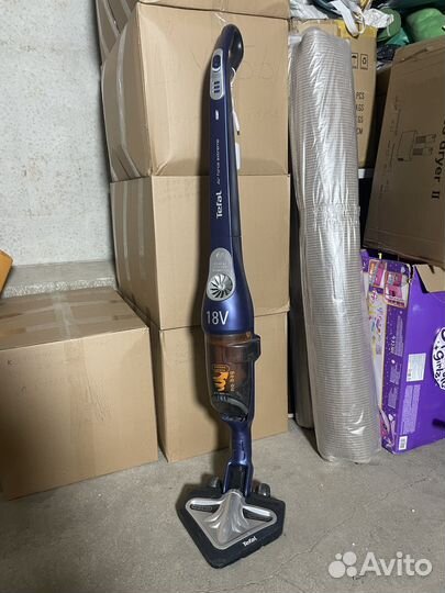 Вертикальный беспроводной пылесос Tefal Air Force