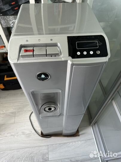 Кулер доя воды с нижней загрузкой