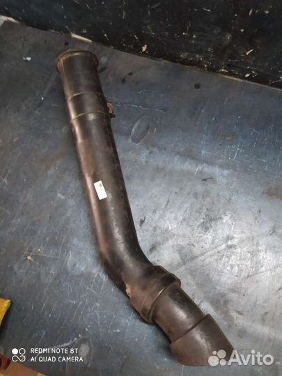 Патрубок воздушного фильтра 