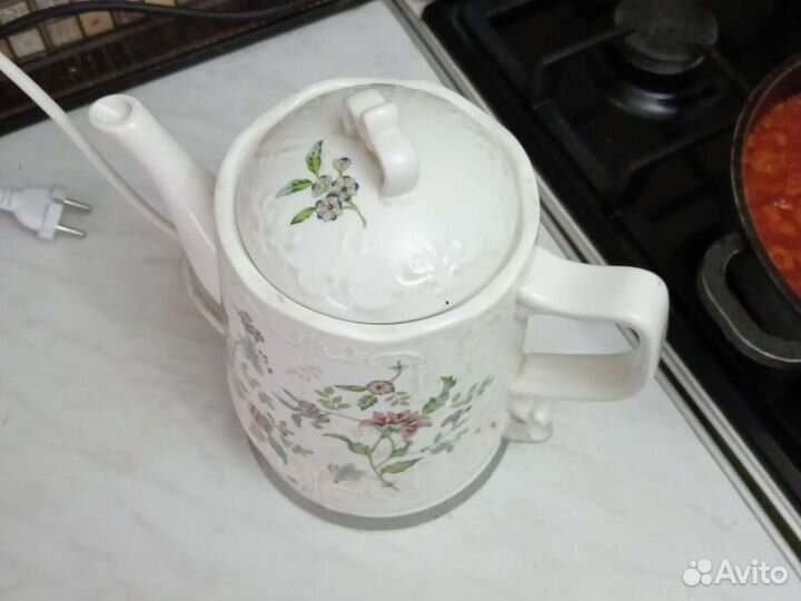 Чайник электрический Kelly