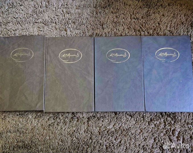 Книги А.С.Пушкина Сочинения в трех томах-Все части