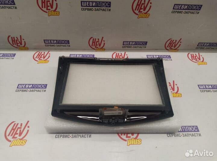 Монитор (тачскрин) cadillac