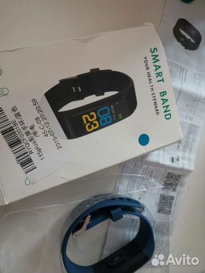 Смарт - браслет - часы