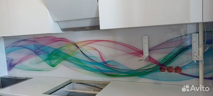 Кухонный фартук из закаленного стекла