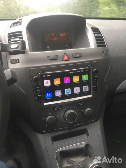 Магнитола Opel Zafira B