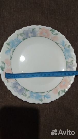 Набор столовой посуды (в комплекте 24 единицы)