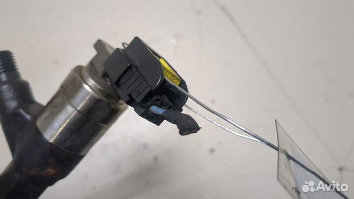 Форсунка топливная Opel Insignia