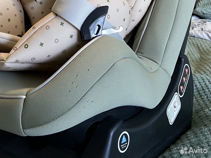 Автокресло happy baby passenger v2 зеленое