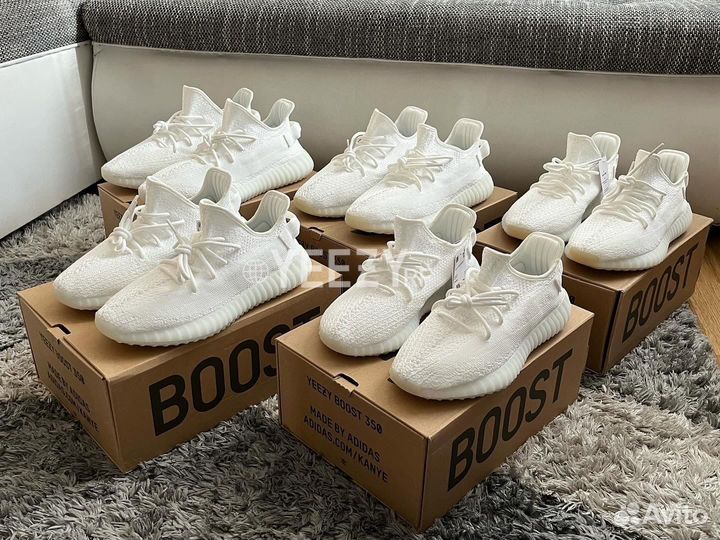 Кроссовки Adidas Yeezy Boost 350 V2 Triple White