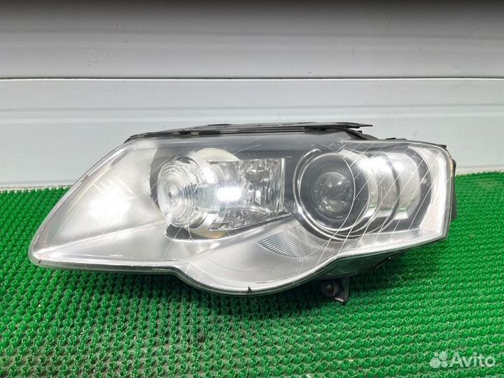 Фара передняя левая Volkswagen Passat B6 BZB 2008