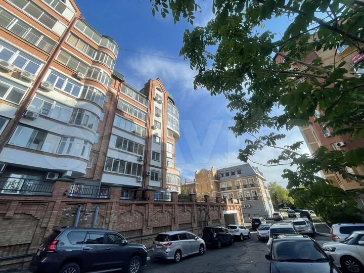 3-к. квартира, 103 м², 6/7 эт.