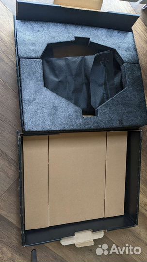 Коробка ноутбука Lenovo Legion