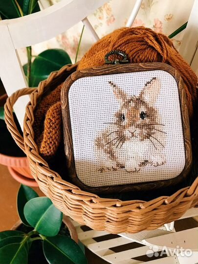 Корзина из бумажной лозы