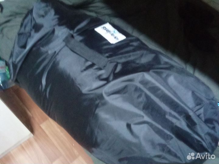 Сумка с мужскими вещами
