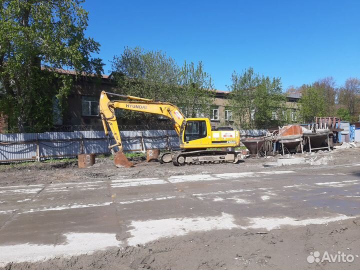 Машинист гусеничного экскаватора