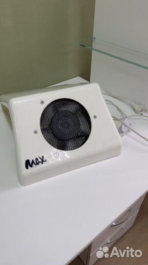 Пылесос маникюрный для ногтей