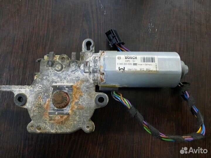 Моторчик люка Mercedes Benz W220