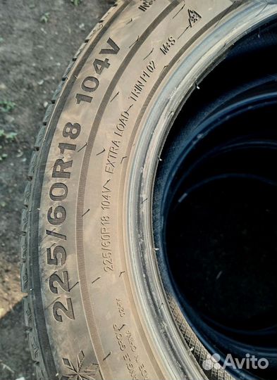 Triangle Snowlink TWT02 225/60 R18 104S