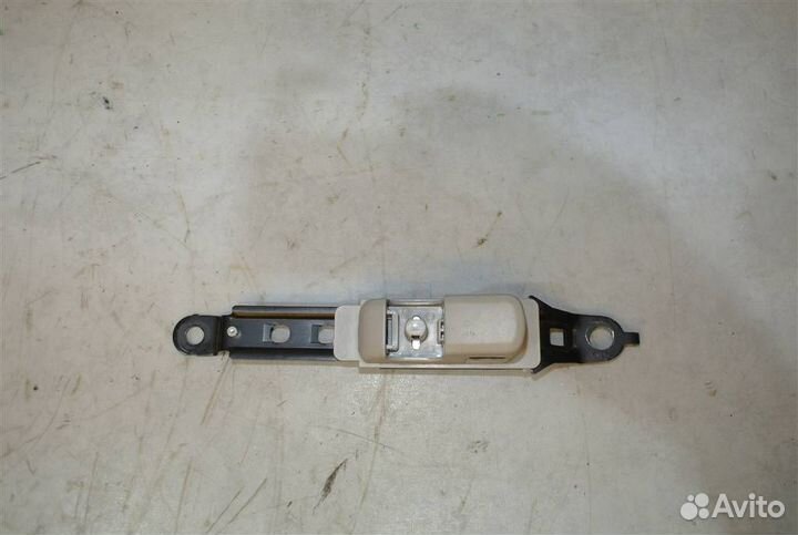 Механизм регулировки ремня безопасности Nissan X