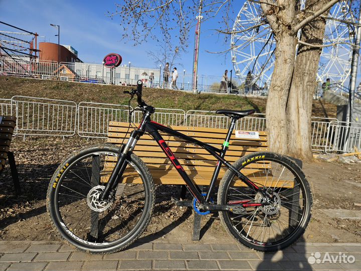 Велосипед GT Avalanche Comp r 27.5 M
