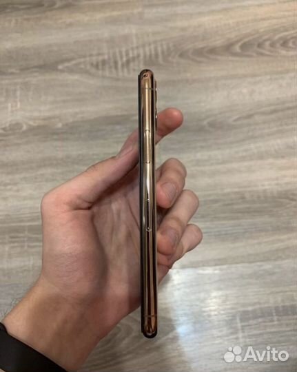 iPhone 11 Pro, 64 ГБ