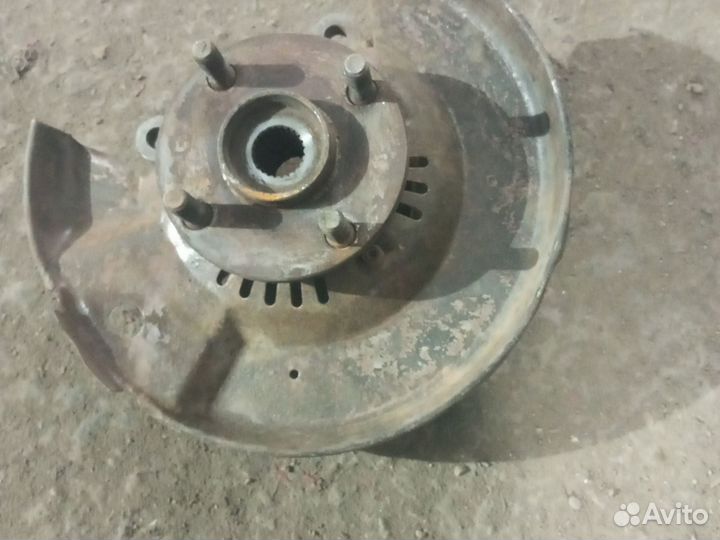 Кулак передний левый Faw Vita