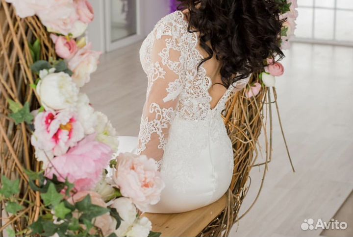 Свадебное платье