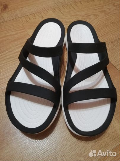 Crocs женские
