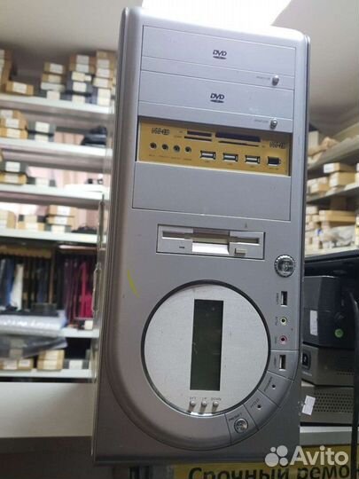 Компьютер (в Корпусе с датчиками и экраном)